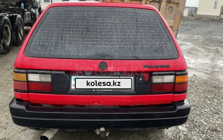 Volkswagen Passat 1992 годаүшін1 150 000 тг. в Караганда