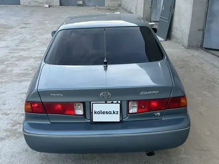Toyota Camry 2001 года за 3 600 000 тг. в Актау – фото 2