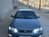 Toyota Camry 2001 годаүшін3 600 000 тг. в Актау