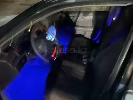 Toyota Camry 2001 года за 3 600 000 тг. в Актау – фото 5