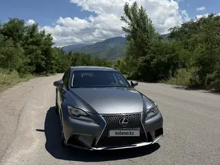 Lexus IS 200