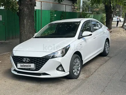 Hyundai Accent 2021 года за 8 000 000 тг. в Алматы