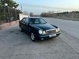 Mercedes-Benz E 230 1997 года за 3 000 000 тг. в Караганда – фото 2