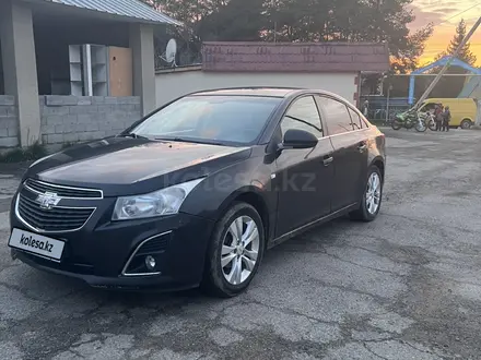 Chevrolet Cruze 2013 года за 3 750 000 тг. в Алматы – фото 2