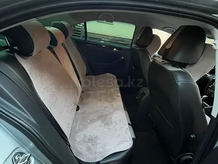 Volkswagen Jetta 2015 года за 6 000 000 тг. в Алматы – фото 3