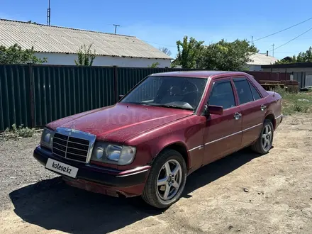 Mercedes-Benz E 320 1992 года за 2 100 000 тг. в Жезказган – фото 9