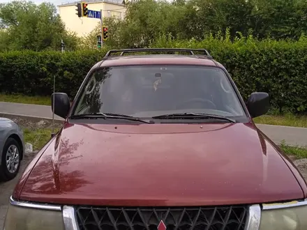 Mitsubishi Montero Sport 2000 года за 3 700 000 тг. в Астана – фото 2