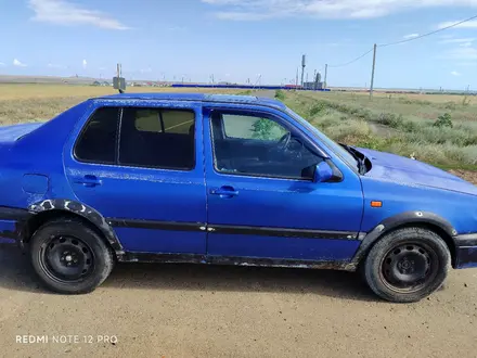 Volkswagen Vento 1993 года за 700 000 тг. в Уральск – фото 7