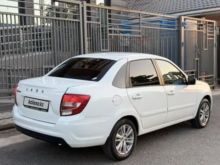 ВАЗ (Lada) Granta 2190 2021 года за 4 800 000 тг. в Шымкент – фото 2
