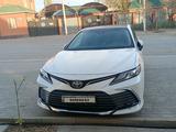 Toyota Camry 2023 года за 17 000 000 тг. в Кызылорда – фото 2