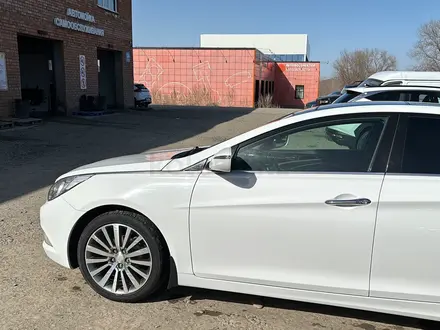 Hyundai Sonata 2013 года за 8 000 000 тг. в Усть-Каменогорск – фото 17