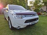 Mitsubishi Outlander 2012 года за 6 300 000 тг. в Шымкент – фото 2