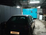 Volkswagen Gol 2004 года за 900 000 тг. в Алматы – фото 4