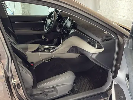 Toyota Camry 2021 года за 10 000 000 тг. в Актау