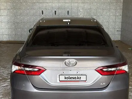 Toyota Camry 2021 года за 10 000 000 тг. в Актау – фото 5