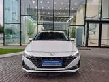 Hyundai Elantra 2023 года за 10 590 000 тг. в Алматы – фото 2