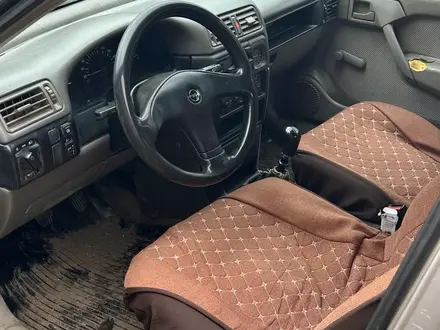 Opel Vectra 1992 года за 250 000 тг. в Актобе – фото 2