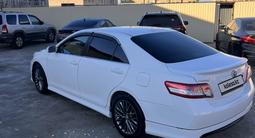 Toyota Camry 2009 года за 5 000 000 тг. в Атырау – фото 4
