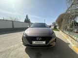 Hyundai Accent 2021 года за 6 900 000 тг. в Актау