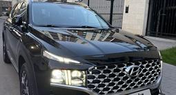 Hyundai Santa Fe 2023 года за 18 000 000 тг. в Астана