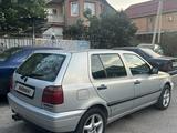 Volkswagen Golf 1995 годаүшін1 500 000 тг. в Алматы