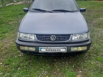 Volkswagen Passat 1996 года за 2 350 000 тг. в Шымкент – фото 4