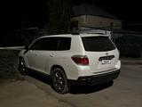 Toyota Highlander 2013 года за 9 000 000 тг. в Уральск – фото 3
