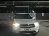 Toyota Highlander 2013 года за 9 000 000 тг. в Уральск