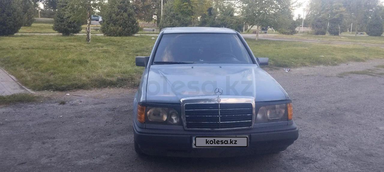 Mercedes-Benz E 300 1988 г.