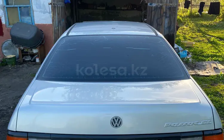 Volkswagen Passat 1993 годаүшін1 900 000 тг. в Усть-Каменогорск