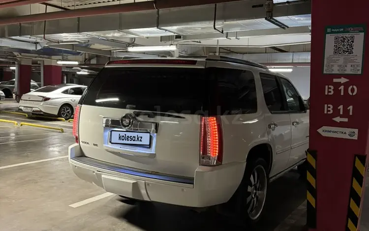 Cadillac Escalade 2007 года за 11 000 000 тг. в Тараз
