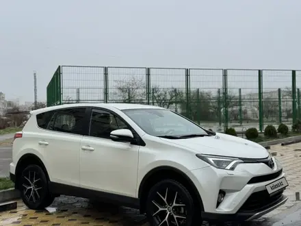 Toyota RAV4 2018 года за 12 000 000 тг. в Актау – фото 3