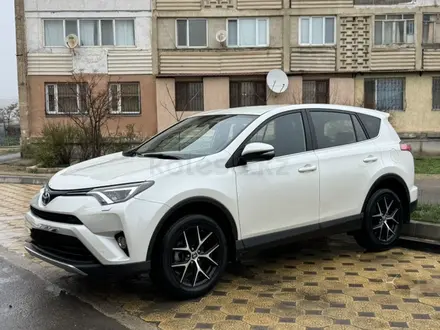 Toyota RAV4 2018 года за 12 000 000 тг. в Актау – фото 4