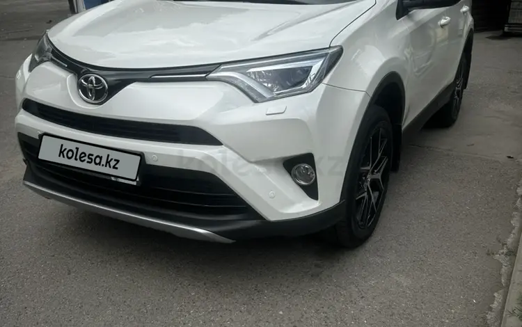 Toyota RAV4 2017 годаүшін13 000 000 тг. в Алматы