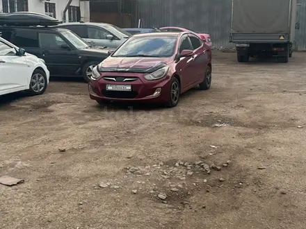 Hyundai Accent 2012 года за 3 500 000 тг. в Астана – фото 2