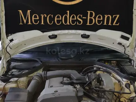 Mercedes-Benz E 200 1994 года за 3 100 000 тг. в Петропавловск – фото 26