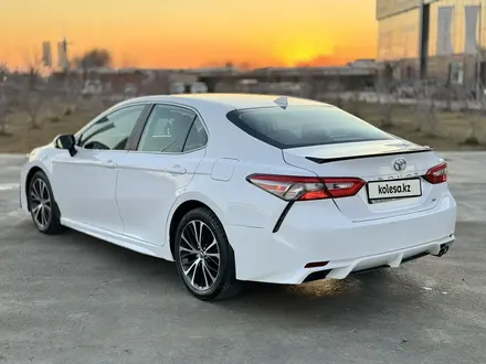 Toyota Camry 2019 года за 11 500 000 тг. в Шымкент – фото 8