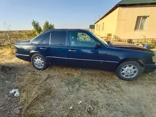 Mercedes-Benz E 260