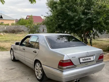 Mercedes-Benz S 320 1995 года за 1 800 000 тг. в Шымкент – фото 2