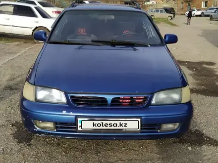 Toyota Carina E 1997 года за 2 800 000 тг. в Усть-Каменогорск – фото 2