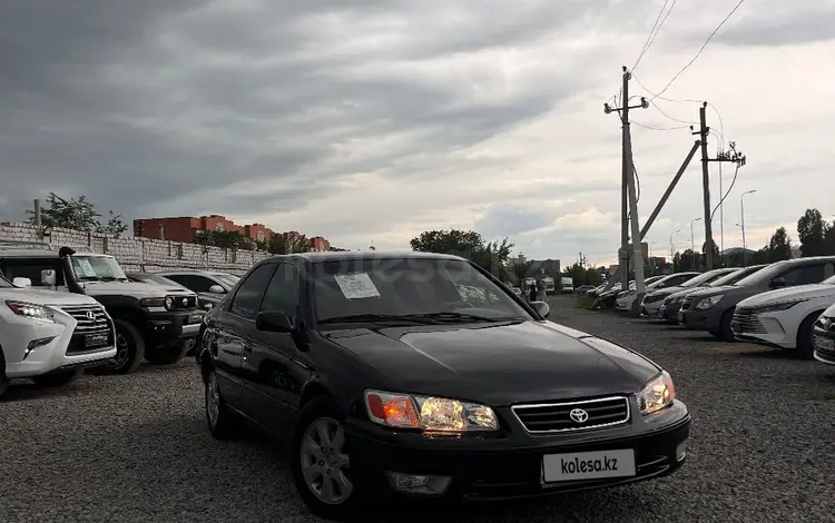 Toyota Camry 1998 года за 2 800 000 тг. в Актобе