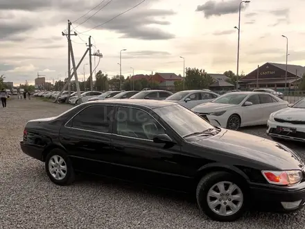 Toyota Camry 1998 года за 2 800 000 тг. в Актобе – фото 3