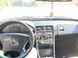 Mercedes-Benz C 180 1994 года за 950 000 тг. в Караганда – фото 4