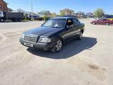 Mercedes-Benz C 180 1994 года за 950 000 тг. в Караганда – фото 2