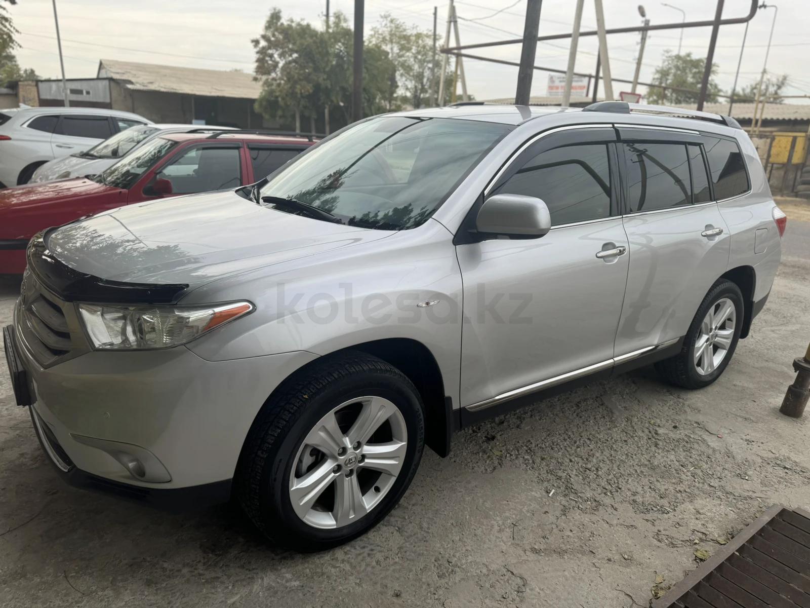 Toyota Highlander 2012 г.