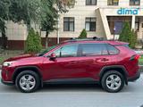 Toyota RAV4 2022 годаүшін17 500 000 тг. в Алматы – фото 3