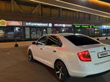 Skoda Rapid 2015 года за 4 950 000 тг. в Семей – фото 4