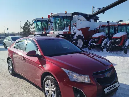 Chevrolet Cruze 2013 года за 3 600 000 тг. в Астана – фото 2