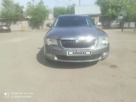 Skoda Superb 2011 года за 4 400 000 тг. в Астана