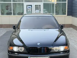 BMW 525